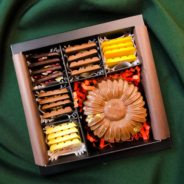 2 (10) Шоколадний сет "Fluffy Bloom"