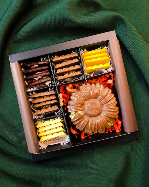 2 (10) Шоколадний сет "Fluffy Bloom"